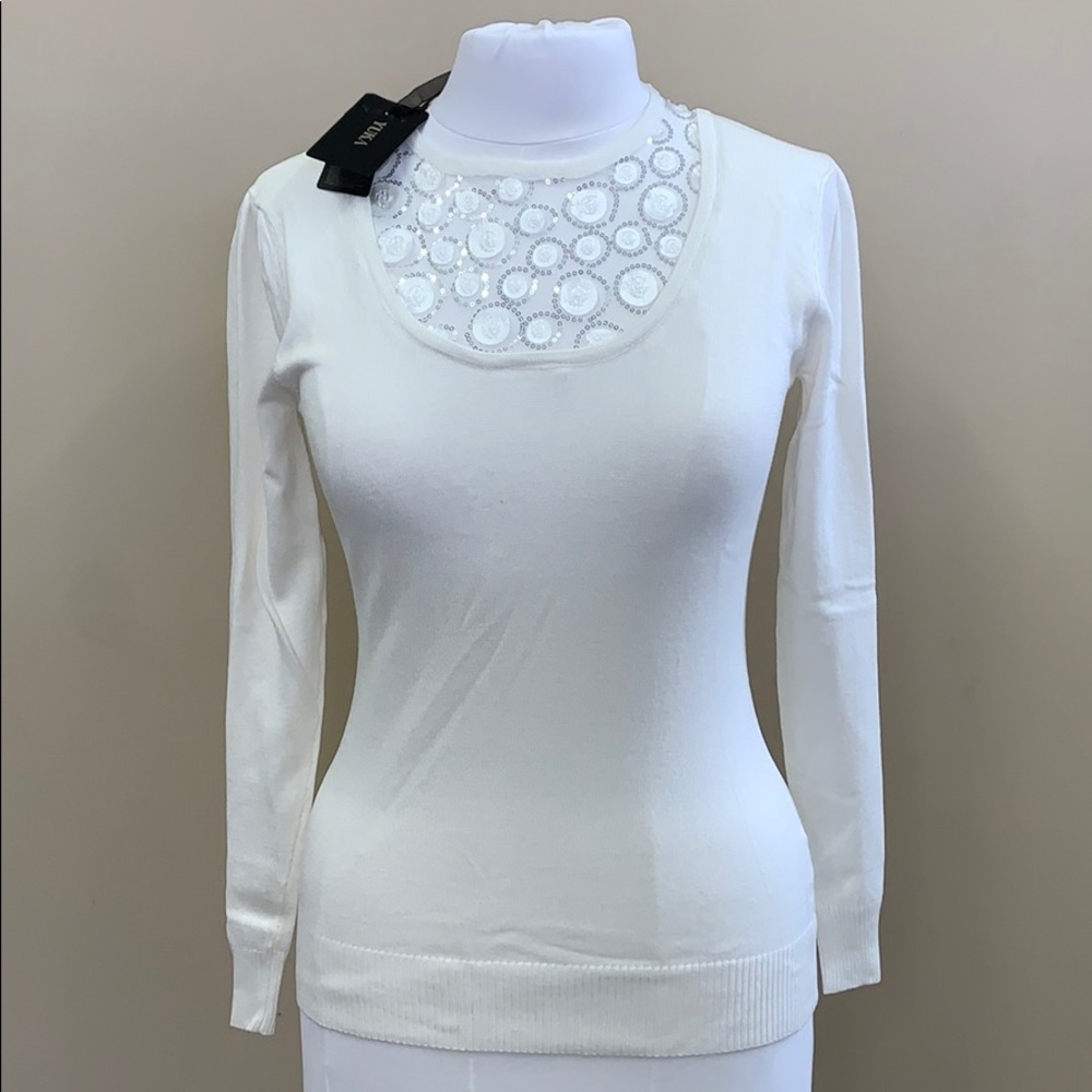 NWT!! YUKA sweater